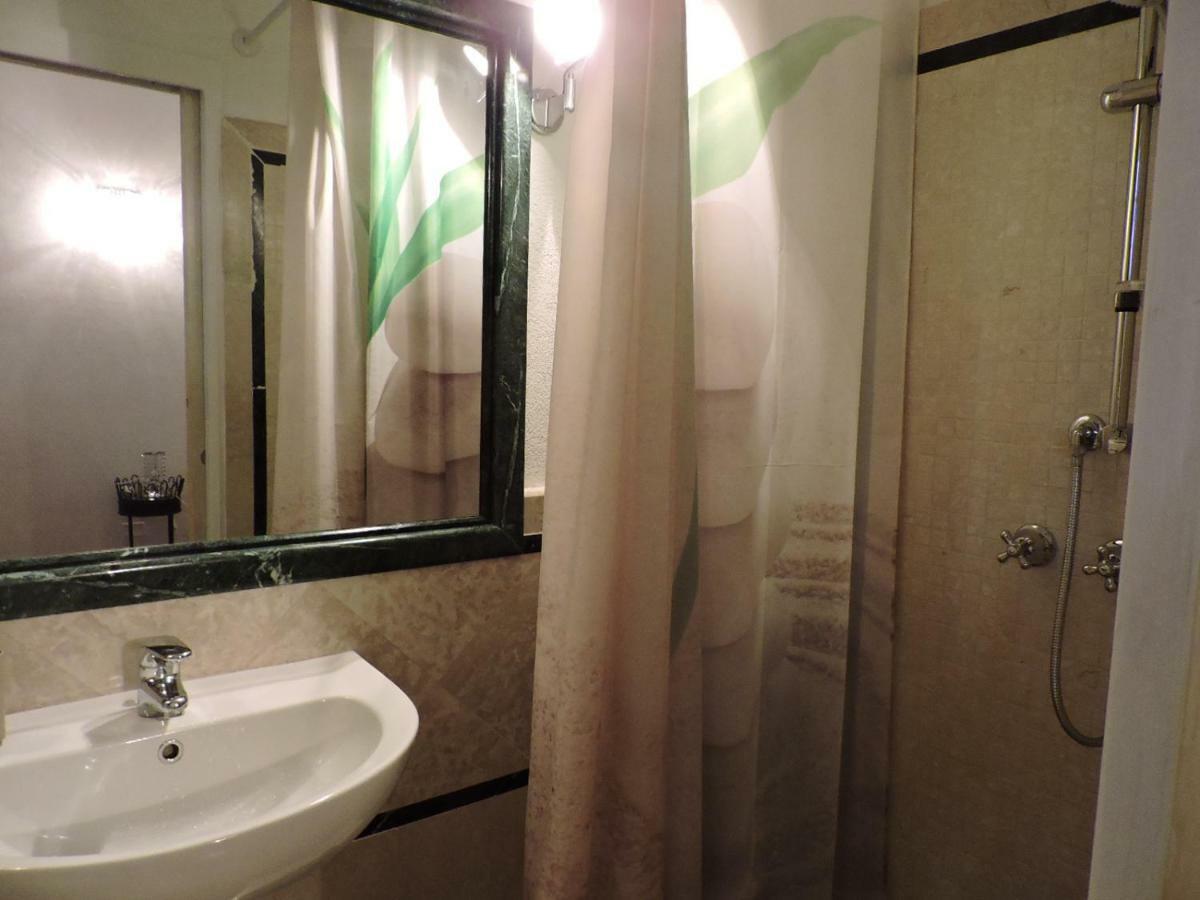 Il Giardino Segreto Hotel เตลลาโร ภายนอก รูปภาพ